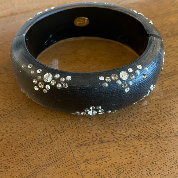 COPY - Alexis Bittar Crystal & Lucite Hinged Bangle - Picture 5 of 12